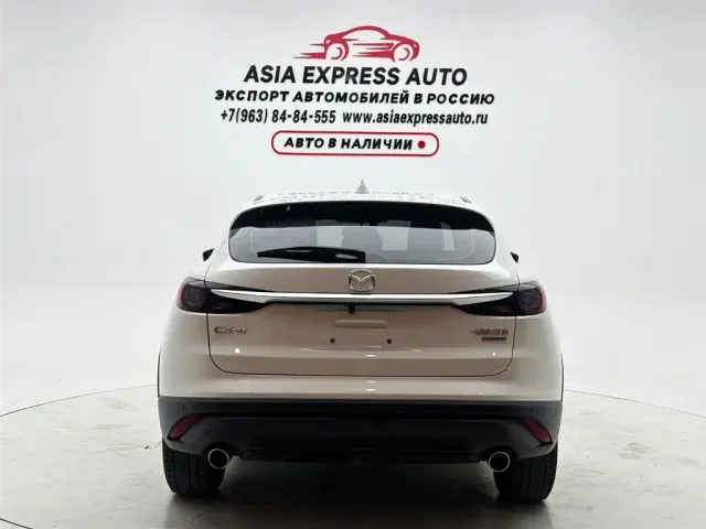 Mazda CX-4 — Фото автомобиля 5