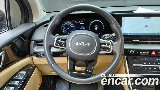 Kia Carnival Generation 4 — Фото автомобиля 20
