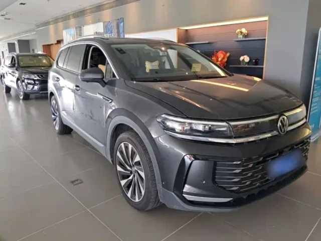 Volkswagen Talagon — Фото автомобиля 3