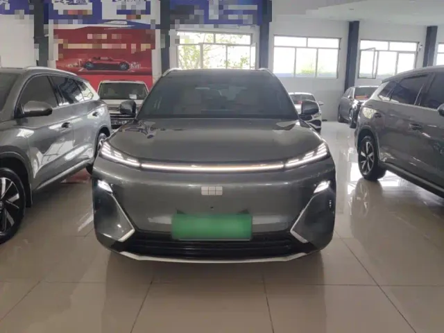 Geely Galaxy Starship 7 EM-i — Фото автомобиля 2