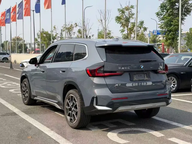BMW X1 — Фото автомобиля 10
