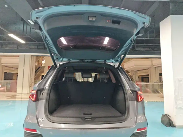 BYD Song Pro — Фото автомобиля 18