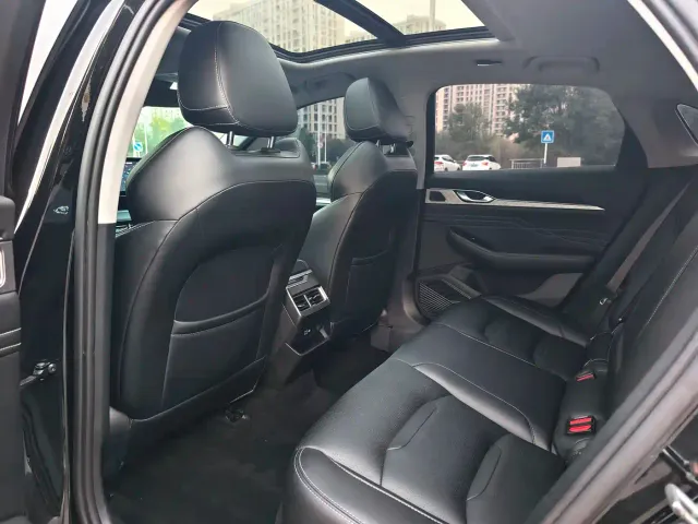 Geely Xingrui — Фото автомобиля 10