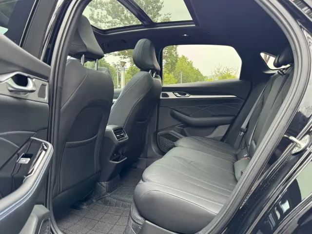 Geely Xingrui — Фото автомобиля 11