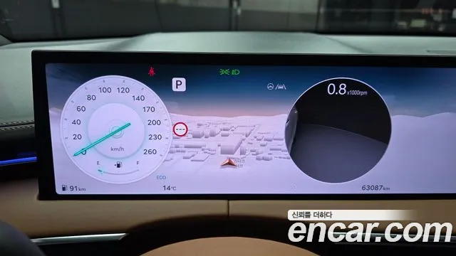 Genesis GV70 — Фото автомобиля 11