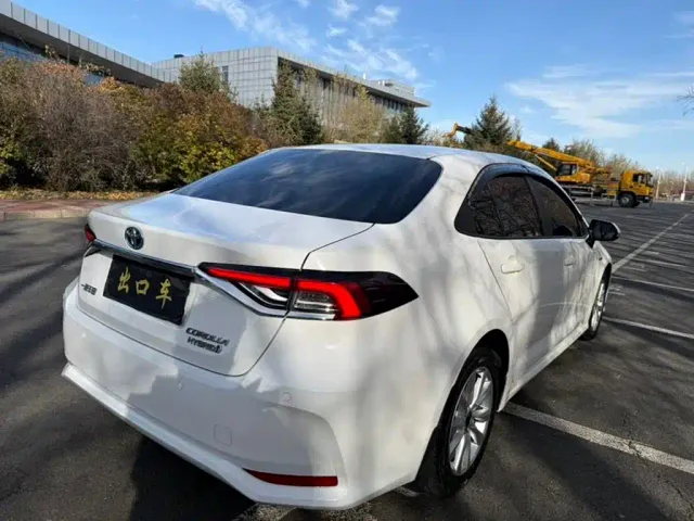 Toyota Corolla — Фото автомобиля 6