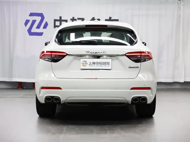 Maserati Levante — Фото автомобиля 4