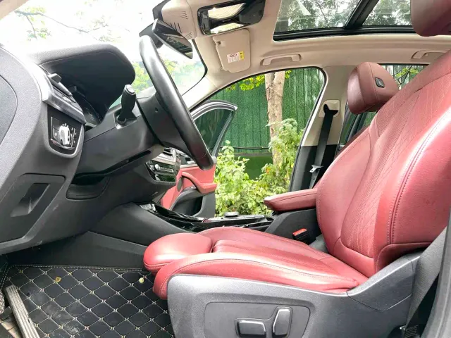 BMW iX3 — Фото автомобиля 14