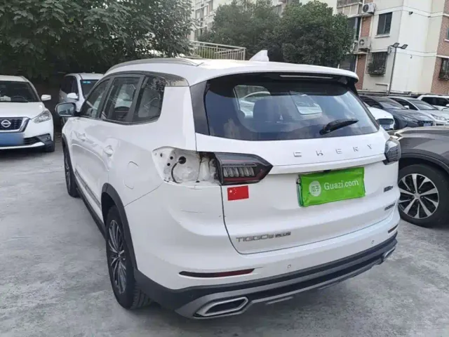 Chery Tiggo 8 PLUS Kunpeng e+ — Фото автомобиля 4