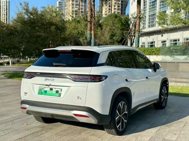 BYD Song L DM-i — Фото автомобиля 7