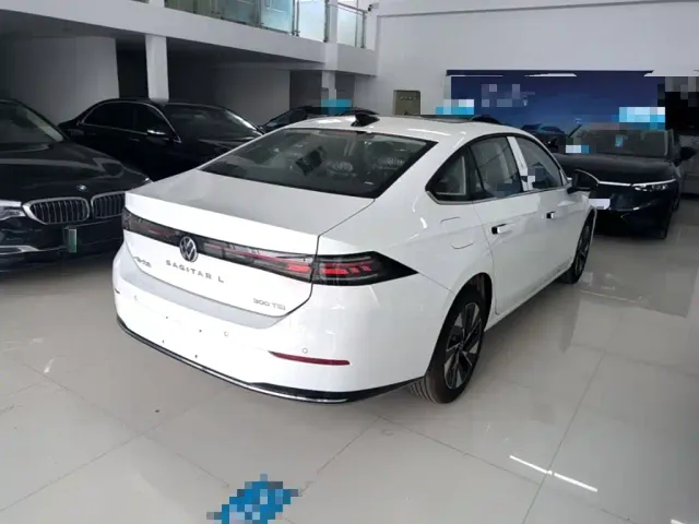 Volkswagen Sagitar — Фото автомобиля 6