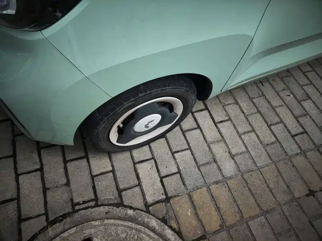 Wuling Hongguang Mini EV — Фото автомобиля 22