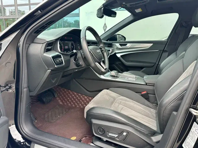 Audi A6L — Фото автомобиля 4