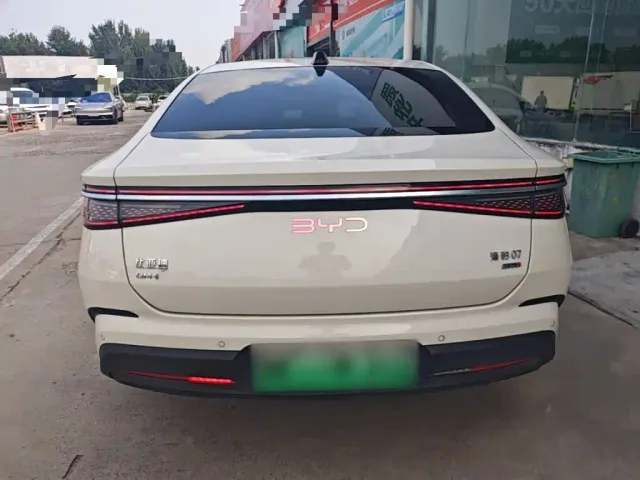 BYD Seal 07 DM-i — Фото автомобиля 5