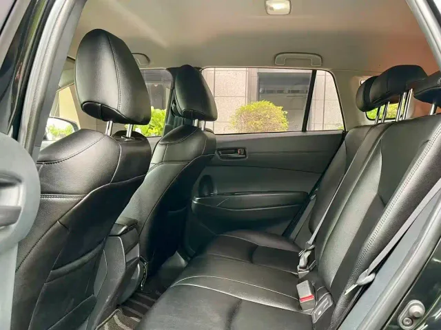 Toyota Corolla Cross — Фото автомобиля 6