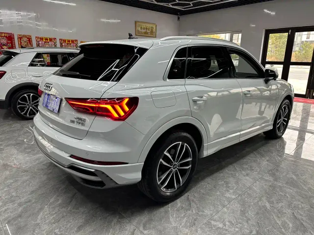 Audi Q3 — Фото автомобиля 5