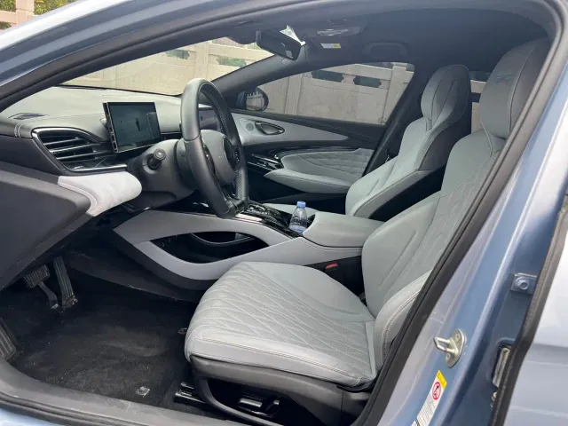 BYD Seal — Фото автомобиля 6