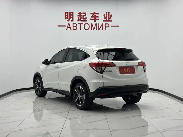 Honda Vezel — Фото автомобиля 7