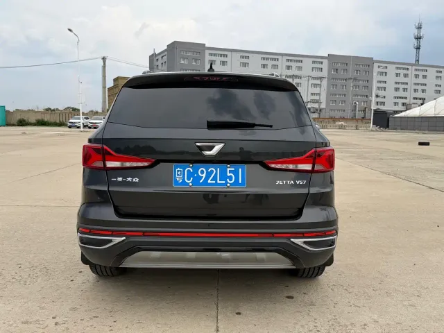 Jetta VS7 — Фото автомобиля 5