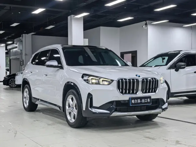 BMW X1 — Фото автомобиля 3