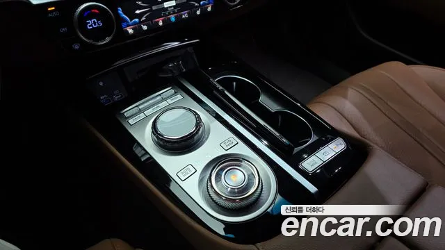 Genesis G80 RG3 — Фото автомобиля 12