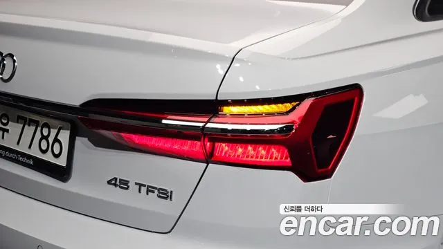 Audi A6 45 TFSI Premium — Фото автомобиля 21