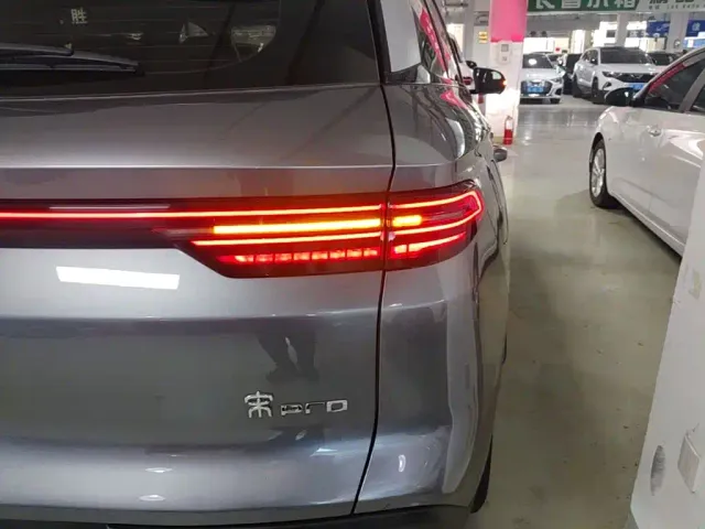 BYD Song Pro — Фото автомобиля 7