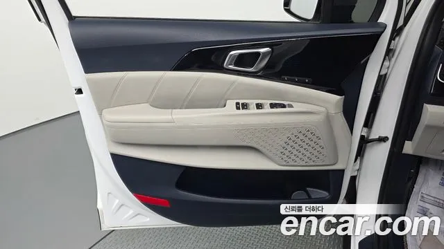Kia Carnival 4th Gen — Фото автомобиля 13