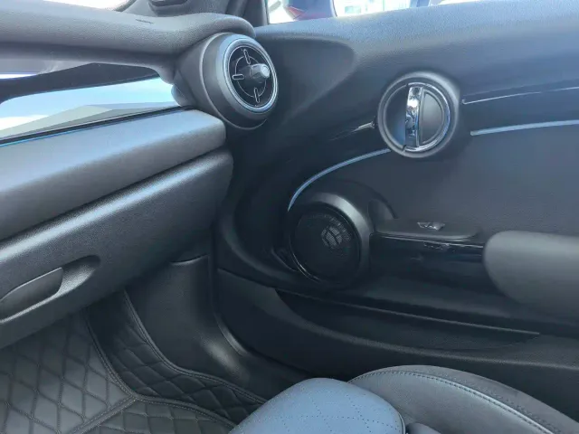 MINI Hatch — Фото автомобиля 15