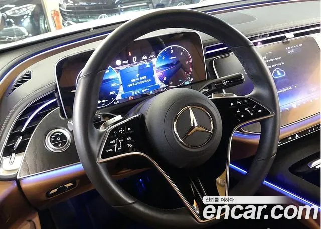 Mercedes-Benz E-Class W214 — Фото автомобиля 12