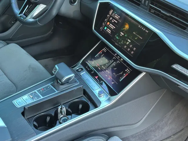 Audi A6L — Фото автомобиля 21