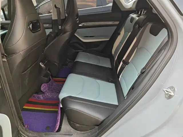 Geely Emgrand S — Фото автомобиля 16