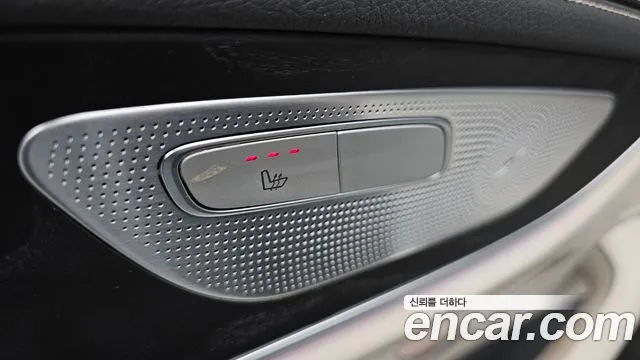 Mercedes-Benz CLS-Class — Фото автомобиля 26