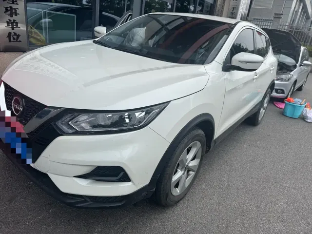 Фотография автомобиля — Nissan Qashqai