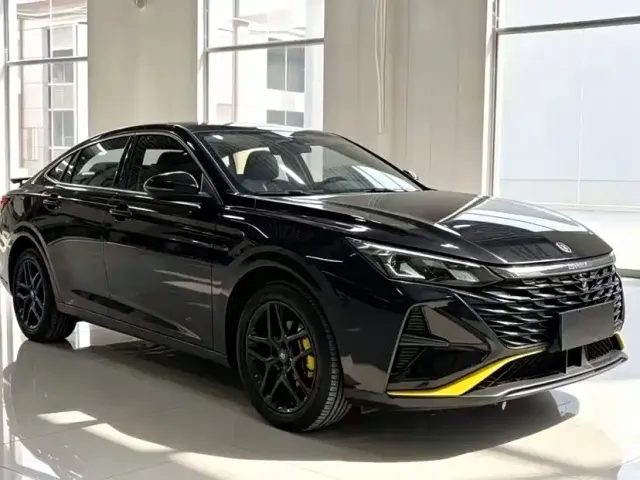 Dongfeng Yixuan — Фото автомобиля 3