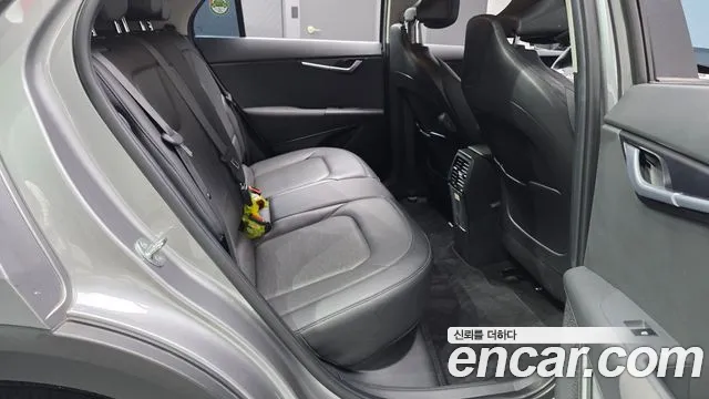 Kia Niro Niro (New) — Фото автомобиля 12
