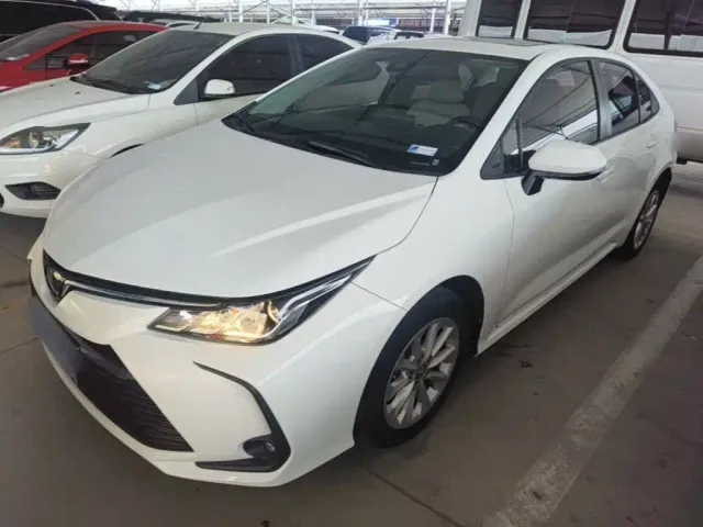 Фотография автомобиля — Toyota Corolla