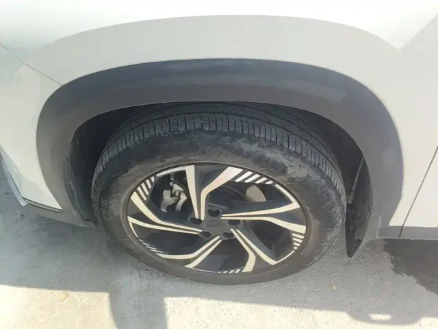 Geely Boyue — Фото автомобиля 22