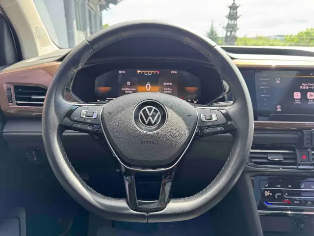 Volkswagen Tharu — Фото автомобиля 14
