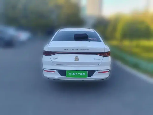 BYD Qin PLUS — Фото автомобиля 3