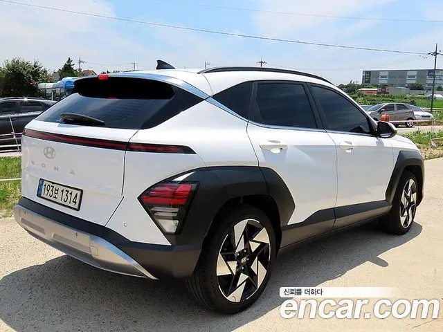 Hyundai Kona — Фото автомобиля 3
