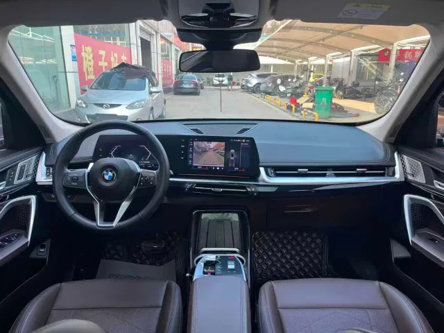BMW X1 — Фото автомобиля 6