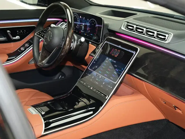 Mercedes-Benz Maybach S-Class — Фото автомобиля 16