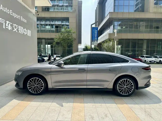 BYD Han — Фото автомобиля 3