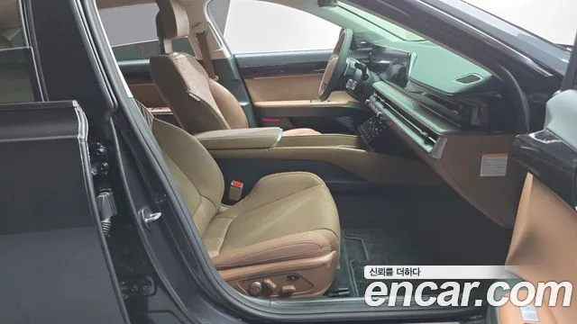 Hyundai Grandeur GN7 — Фото автомобиля 11