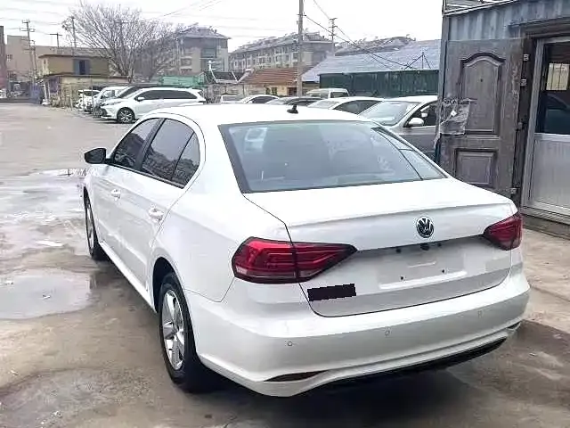 Volkswagen Lavida — Фото автомобиля 5