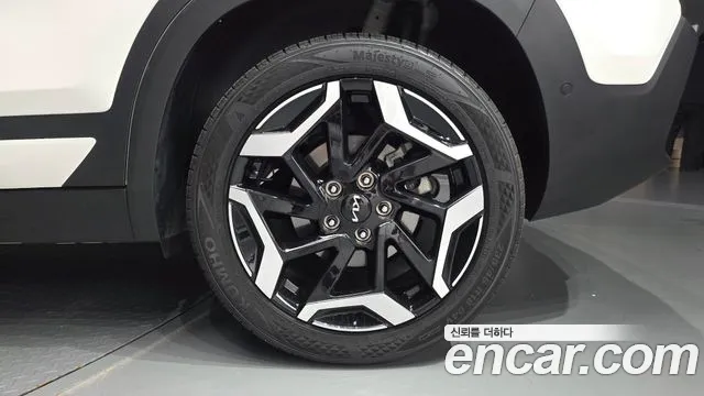 Kia Seltos — Фото автомобиля 6