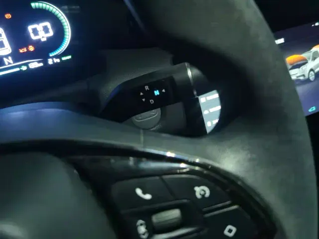 Leapmotor T03 — Фото автомобиля 15