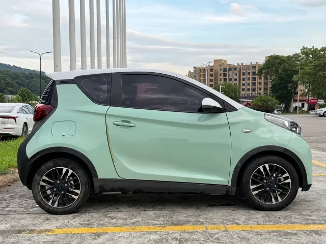 Chery eQ1 — Фото автомобиля 10
