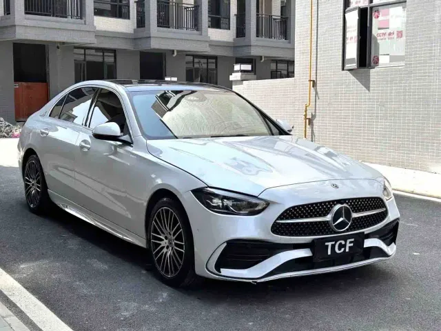 Mercedes-Benz C-Class — Фото автомобиля 3
